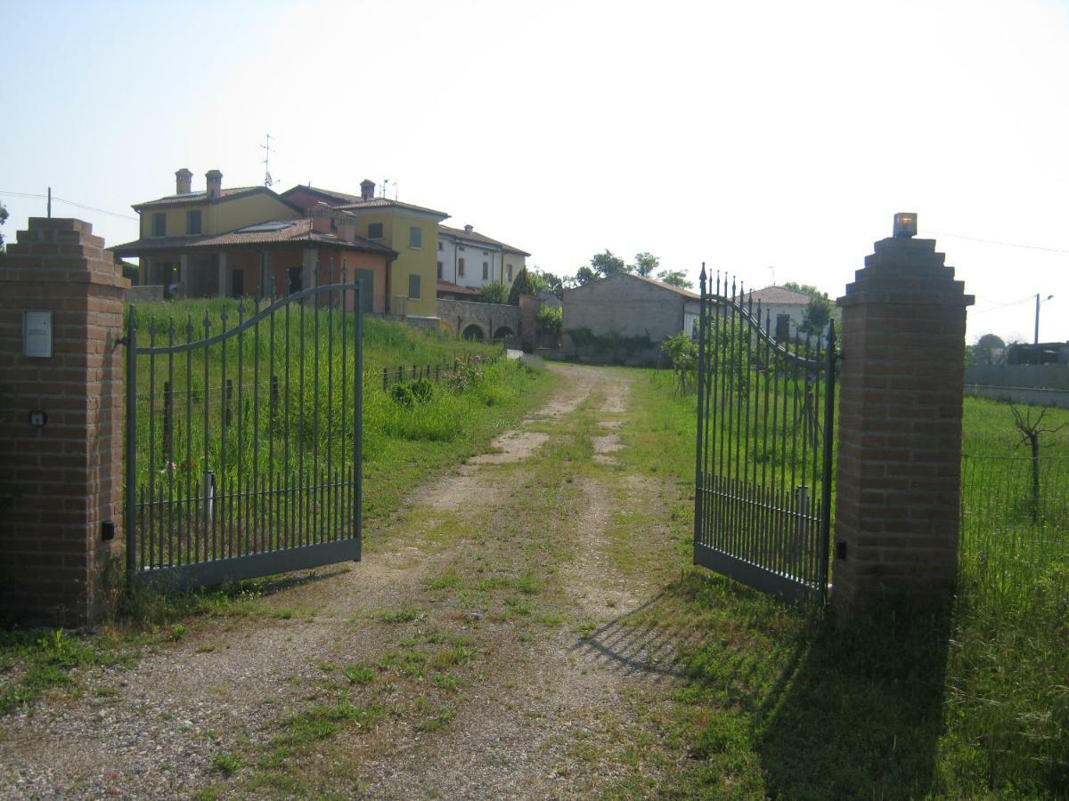 Casa In Campagna _Lori Volta Mantovana Kültér fotó